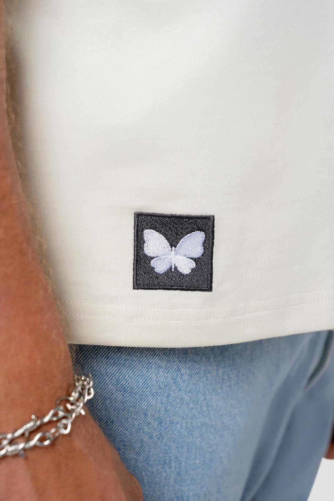 THE SIGNATURE TEE // CREME