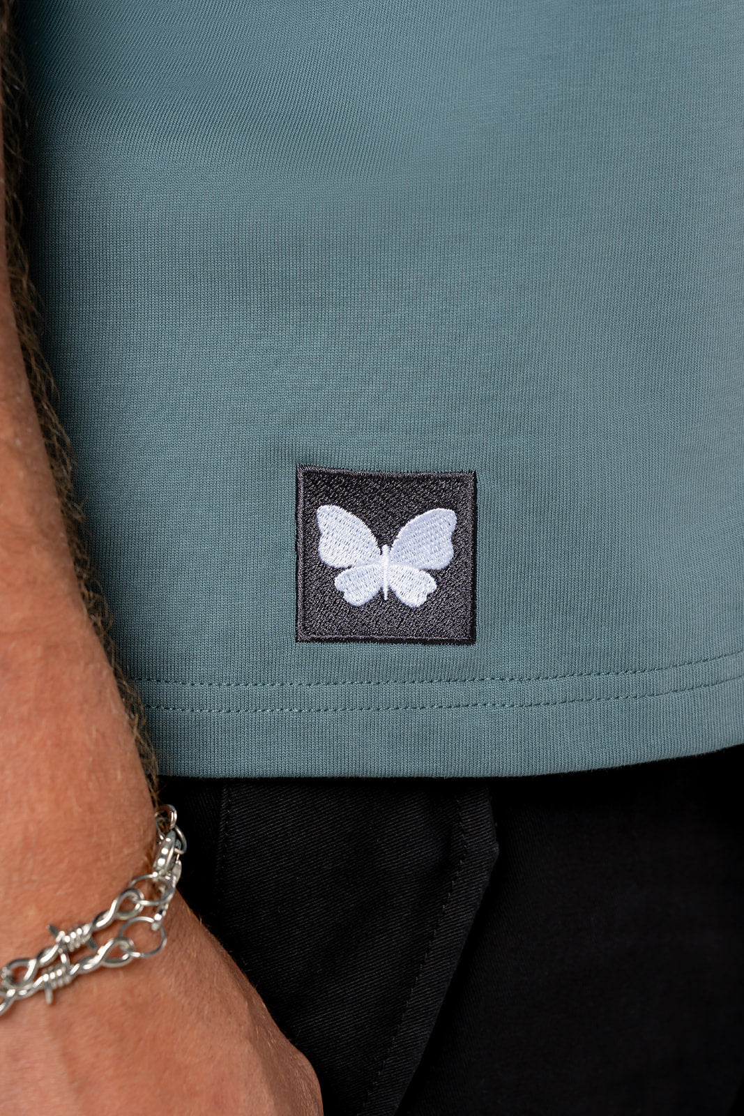 THE SIGNATURE TEE // TIDE BLUE