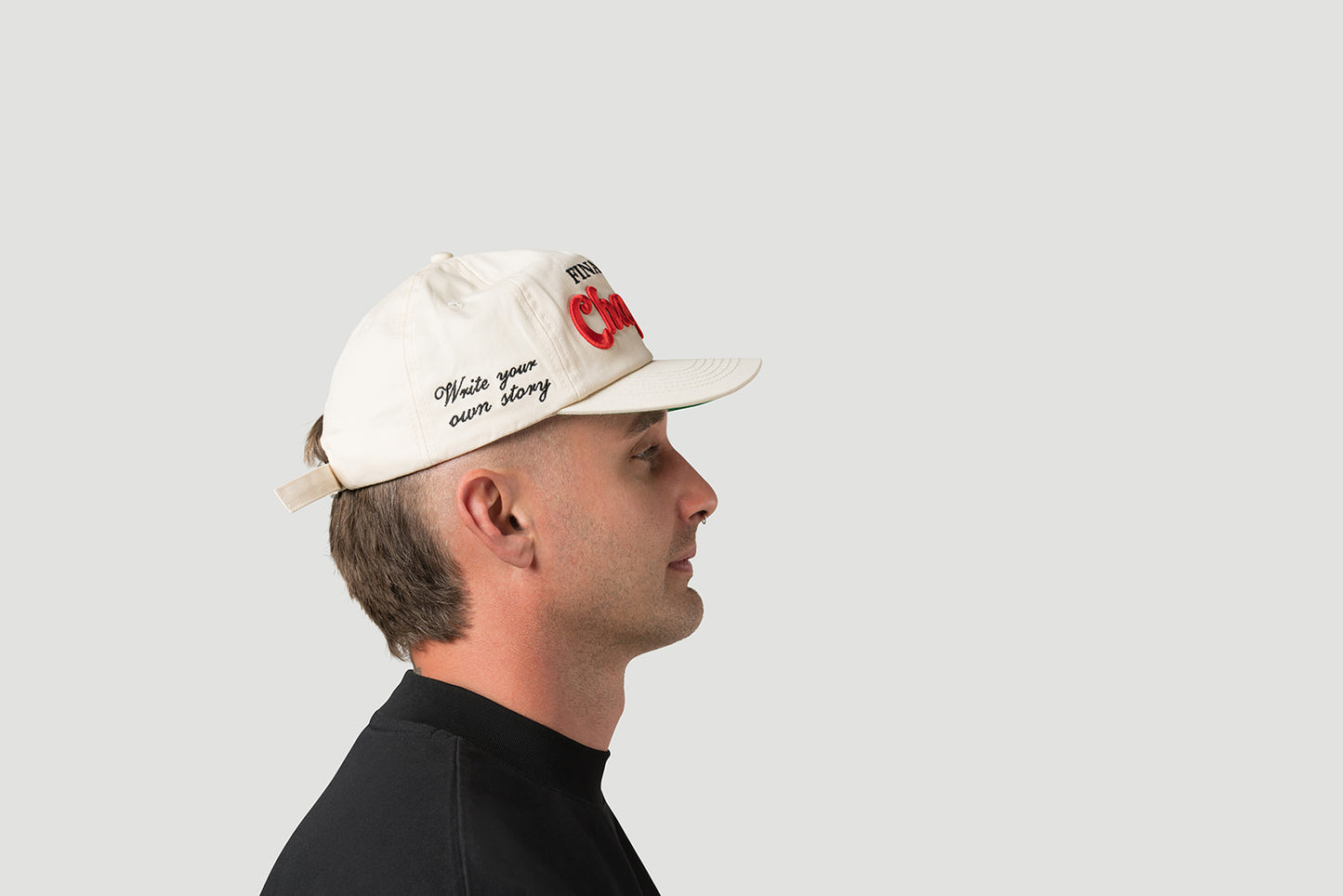 THE VINTAGE STRAPBACK // CREME